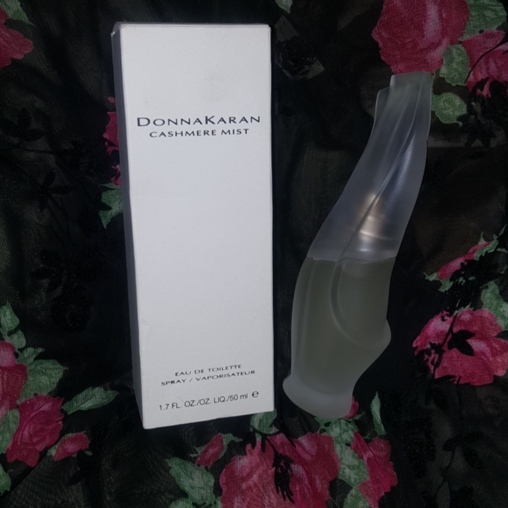 Donna karan cashmere mist